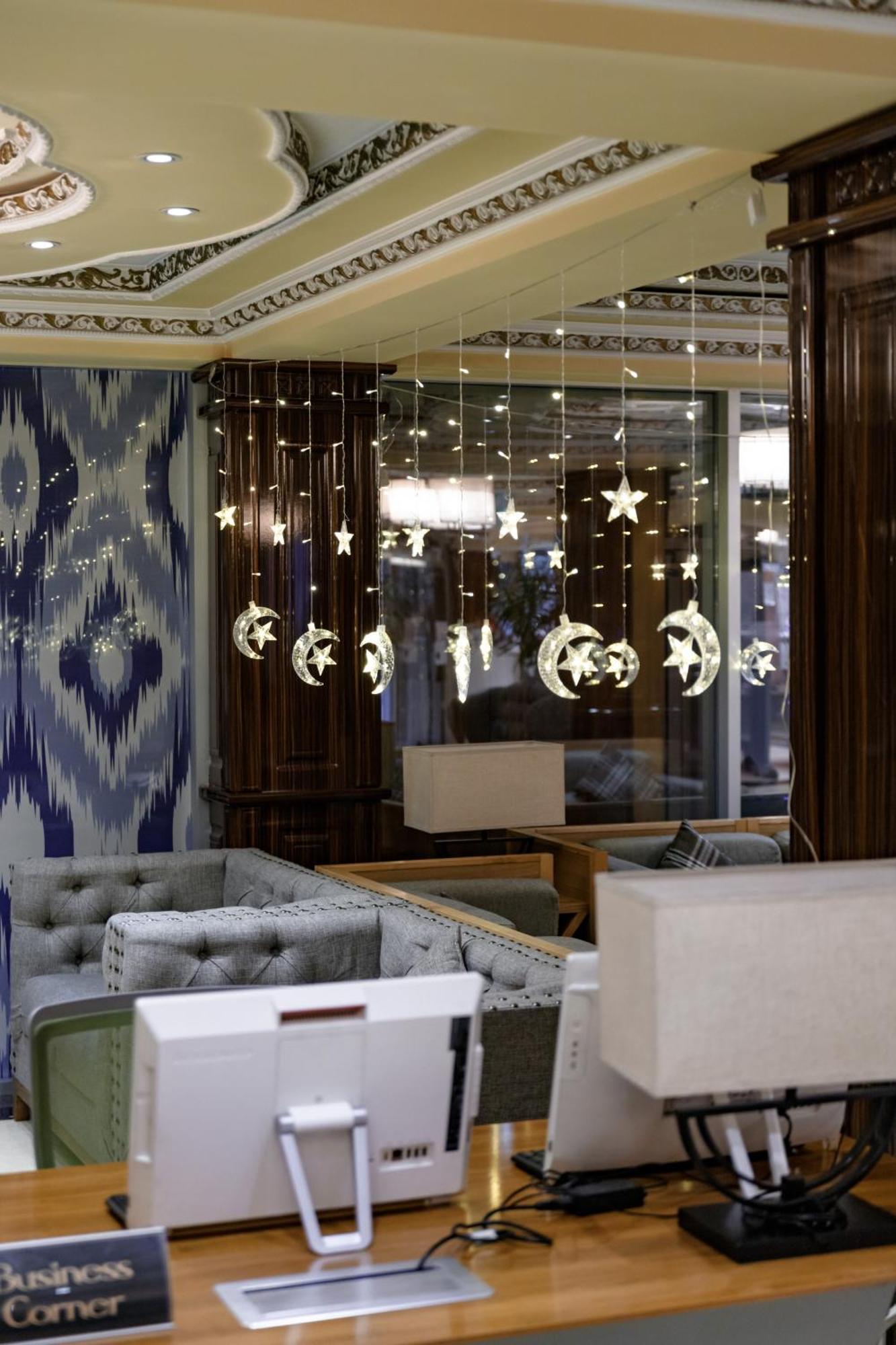 Hotel Atlas ดูแชนเบอ ภายนอก รูปภาพ